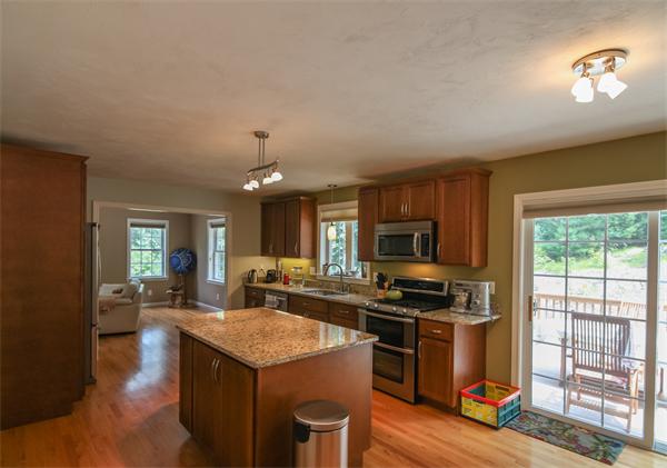 690 Townsend Road Groton, MA 01450 - Photo 5 of 18 Gallery Image 5