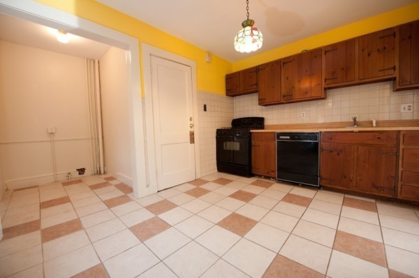 41-43 Curtis Road Milton, MA 02186 - Photo 18 of 26 Gallery Image 18