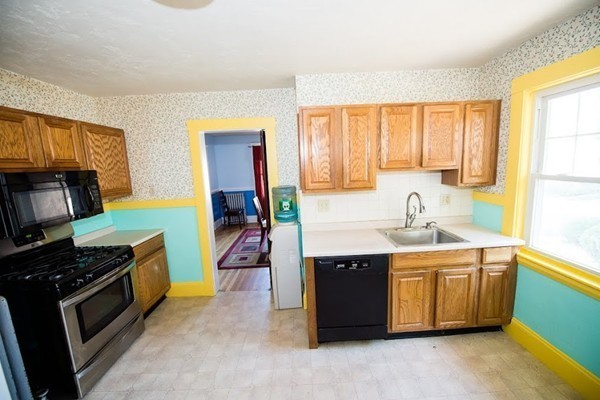 41-43 Curtis Road Milton, MA 02186 - Photo 4 of 26 Gallery Image 4