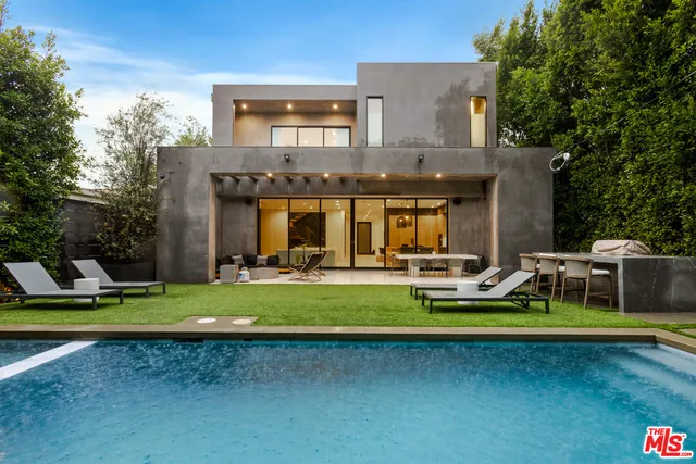 $32,000 | 356 North La Jolla Avenue, Los Angeles, CA 90048