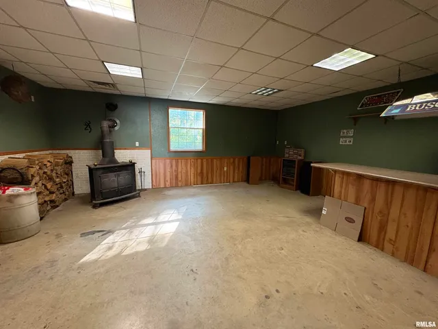 $210,000 | 18930 Co Highway 18, Centralia, IL 62801