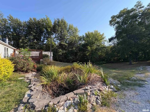 $210,000 | 18930 Co Highway 18, Centralia, IL 62801