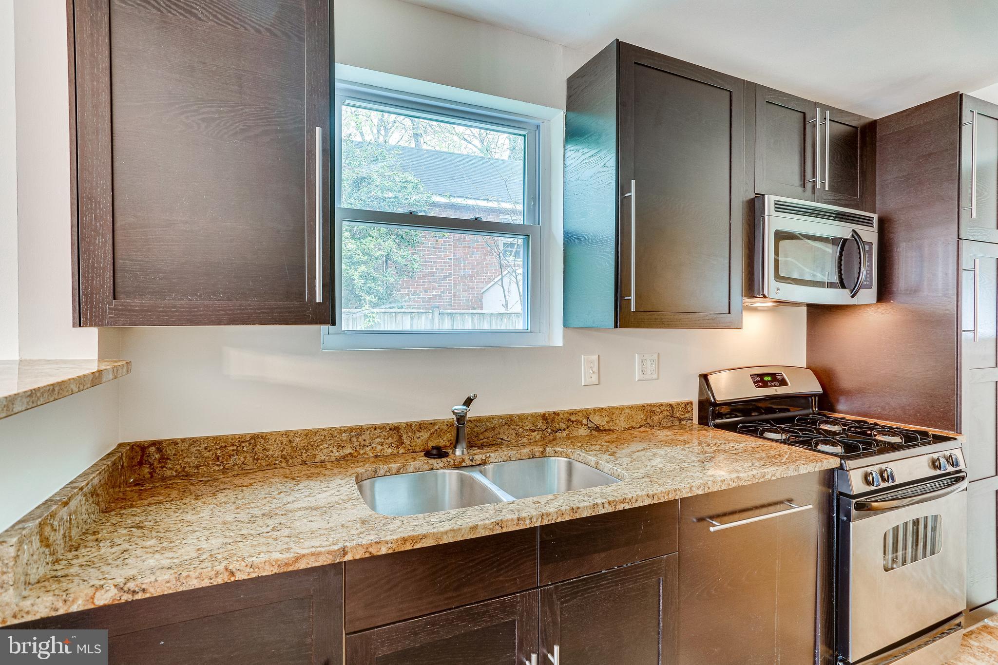 8905 Walden Road Silver Spring, MD 20901 - Photo 14 of 45