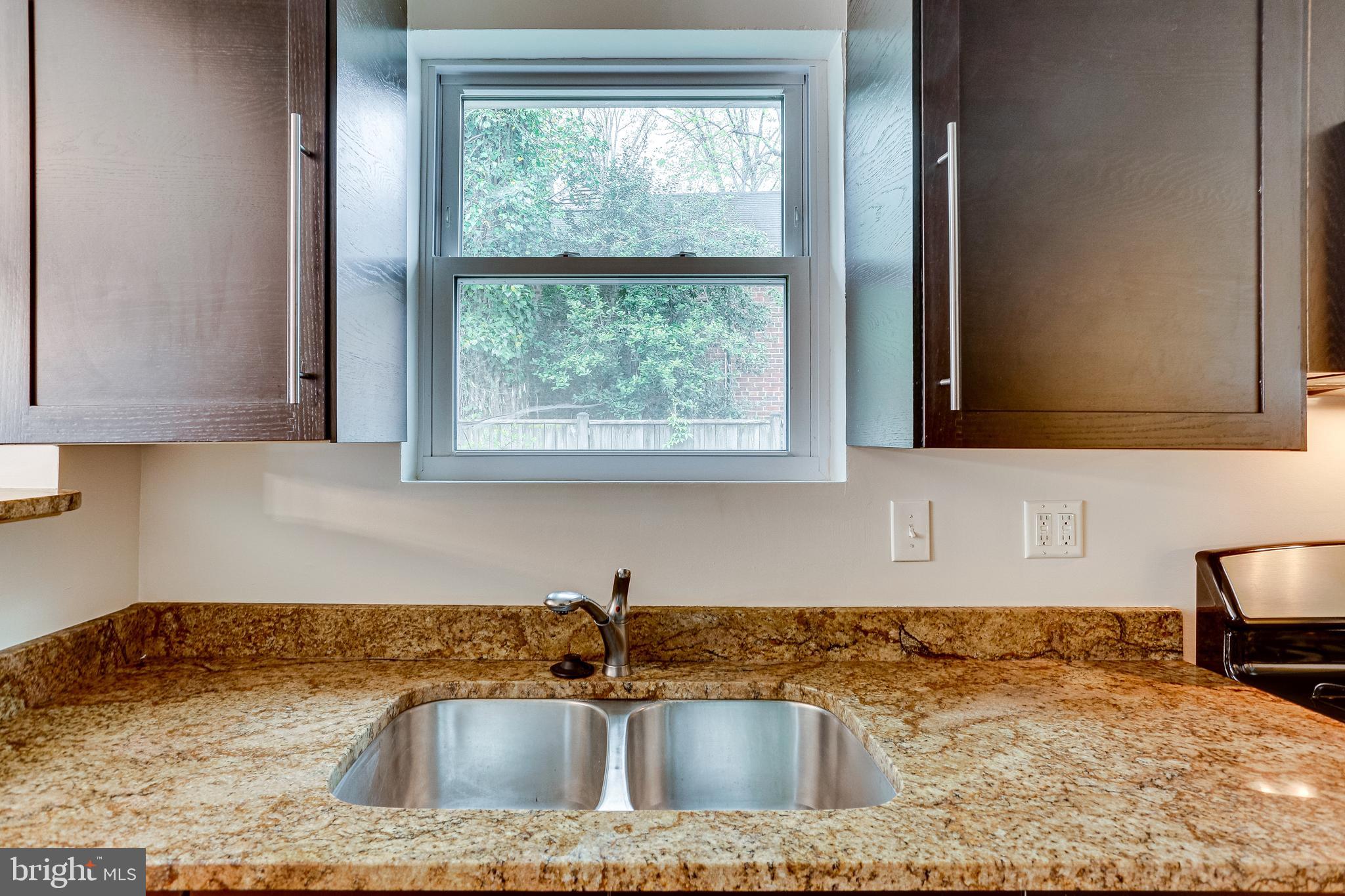 8905 Walden Road Silver Spring, MD 20901 - Photo 16 of 45