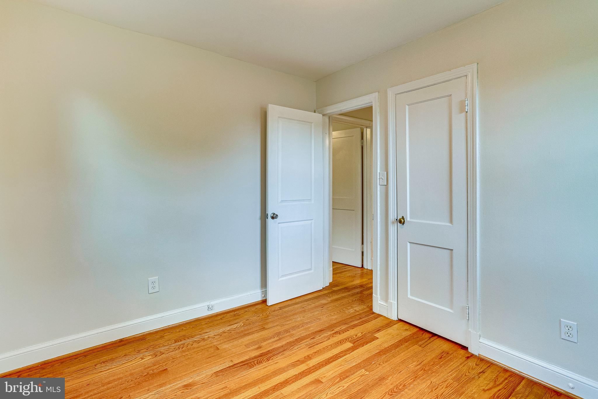 8905 Walden Road Silver Spring, MD 20901 - Photo 25 of 45
