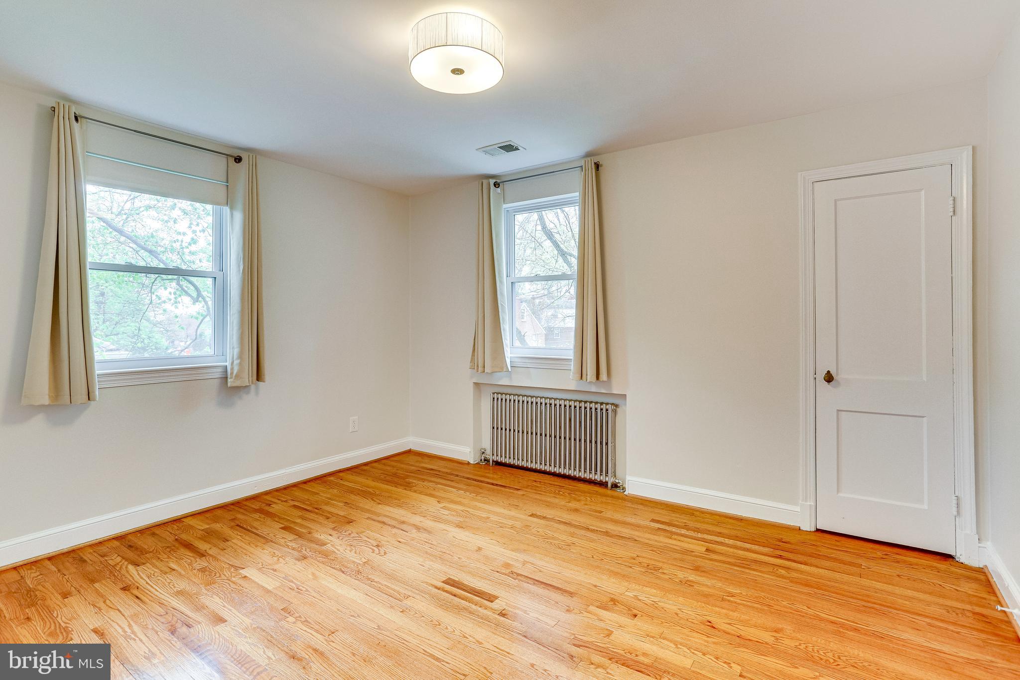 8905 Walden Road Silver Spring, MD 20901 - Photo 27 of 45