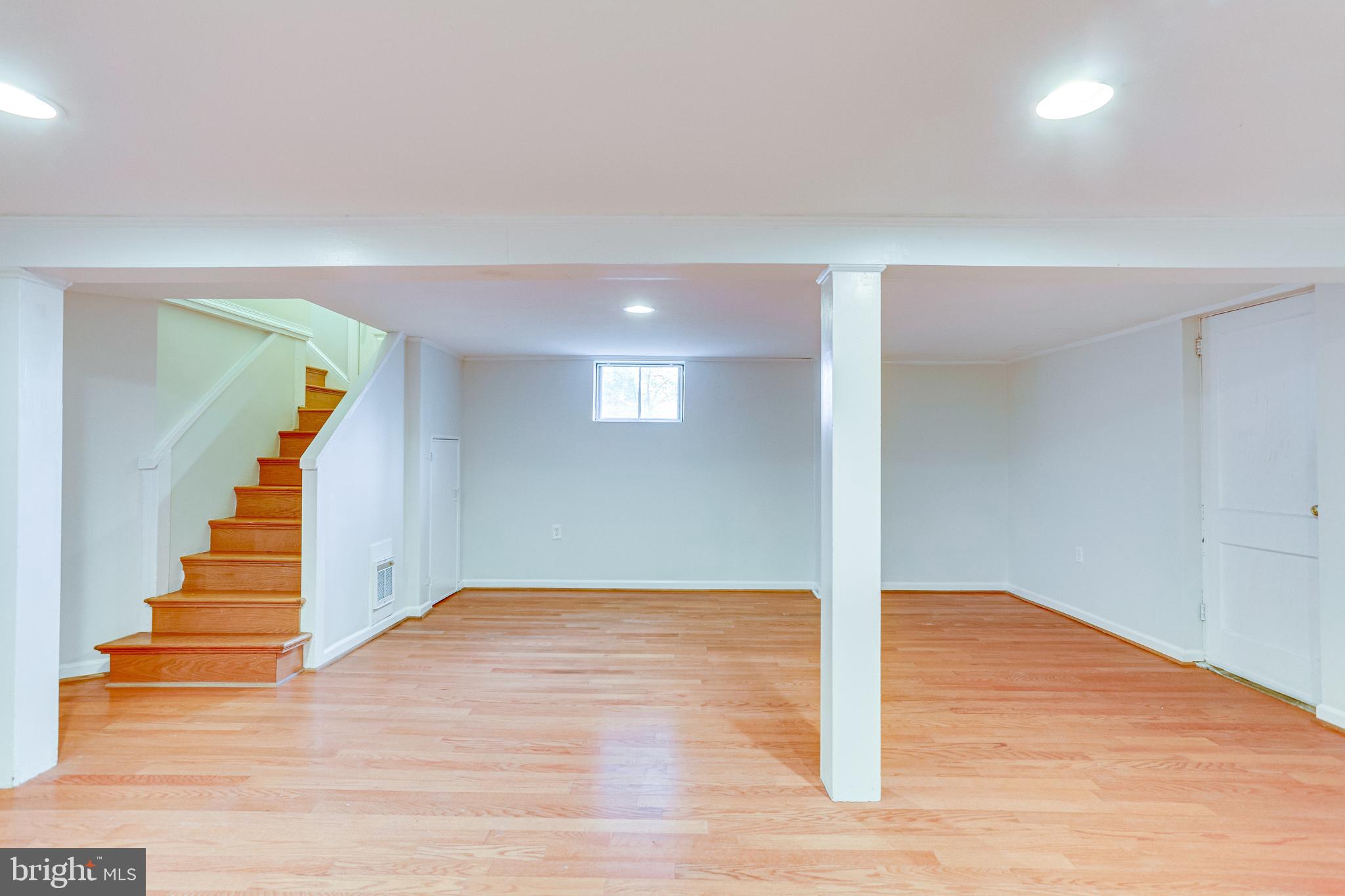 8905 Walden Road Silver Spring, MD 20901 - Photo 30 of 45