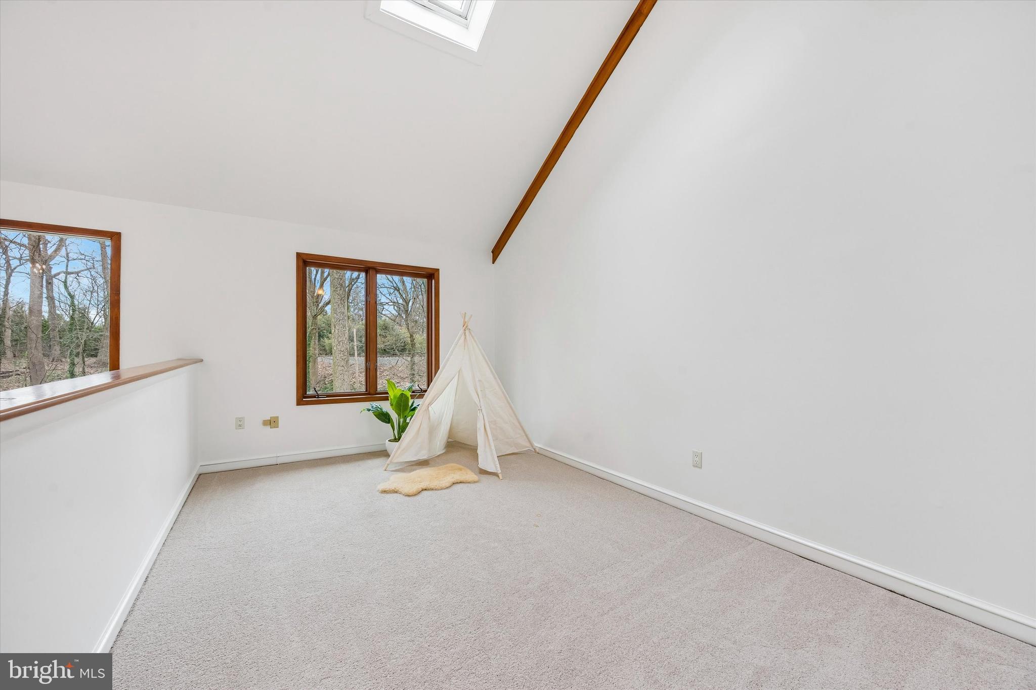 2 Lake Avenue Wallingford, PA 19086 - Photo 33 of 60 a view of an empty room with window