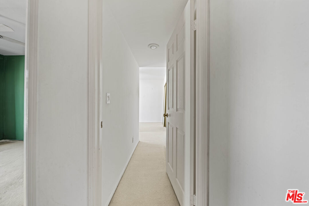 5400 Simpson Avenue, Unit 9 Valley Village, CA 91607 - Photo 17 of 30 a view of a hallway