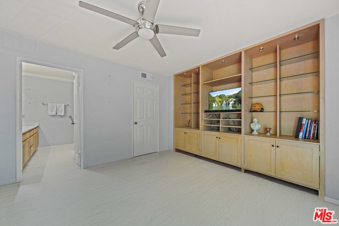 5400 Simpson Avenue, Unit 9 Valley Village, CA 91607 - Photo 25 of 30 a view of an empty room with a window