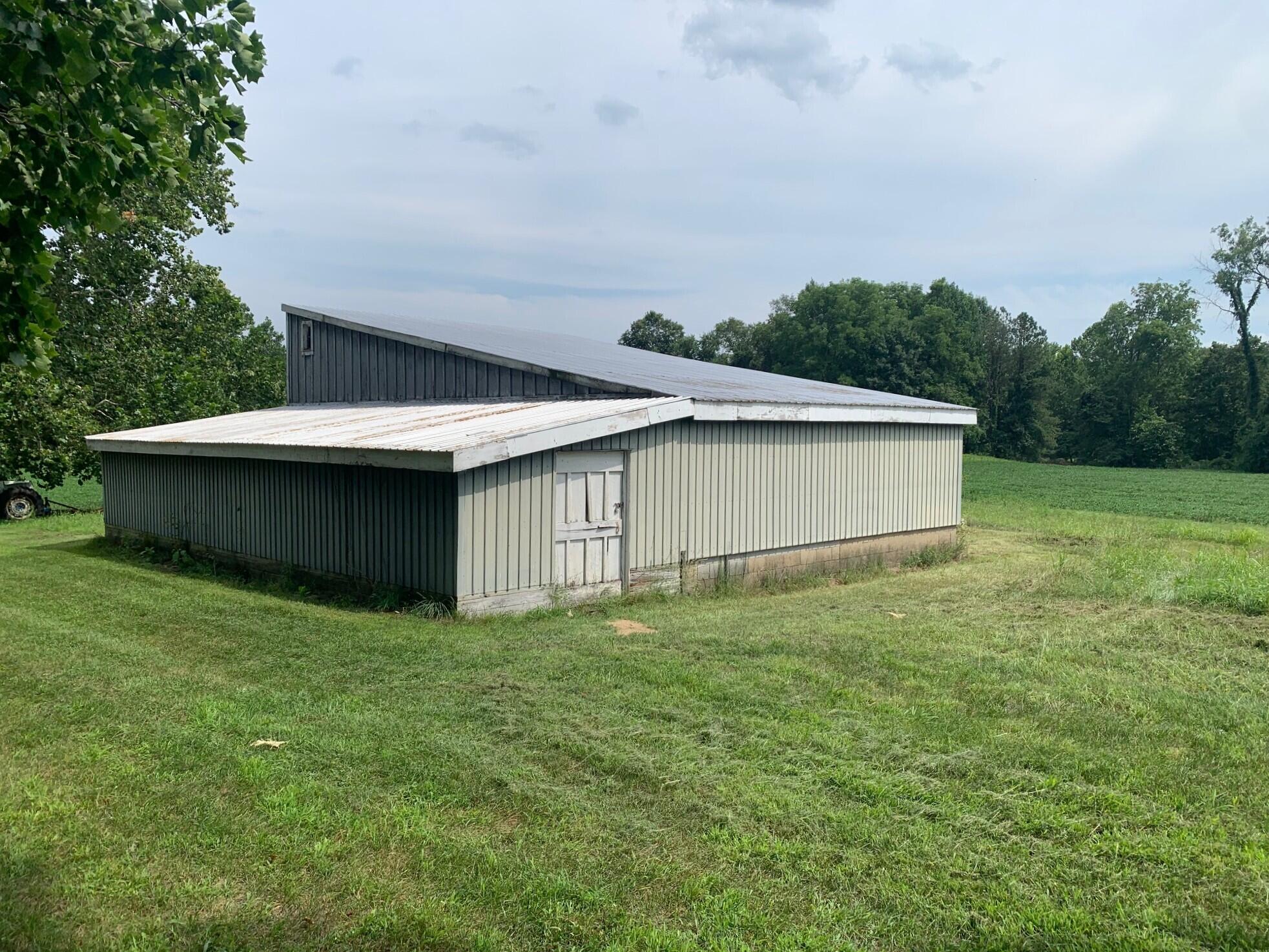 7462 West Martin Road Three Oaks, MI 49128 - Photo 6 of 21 Pole Bldg