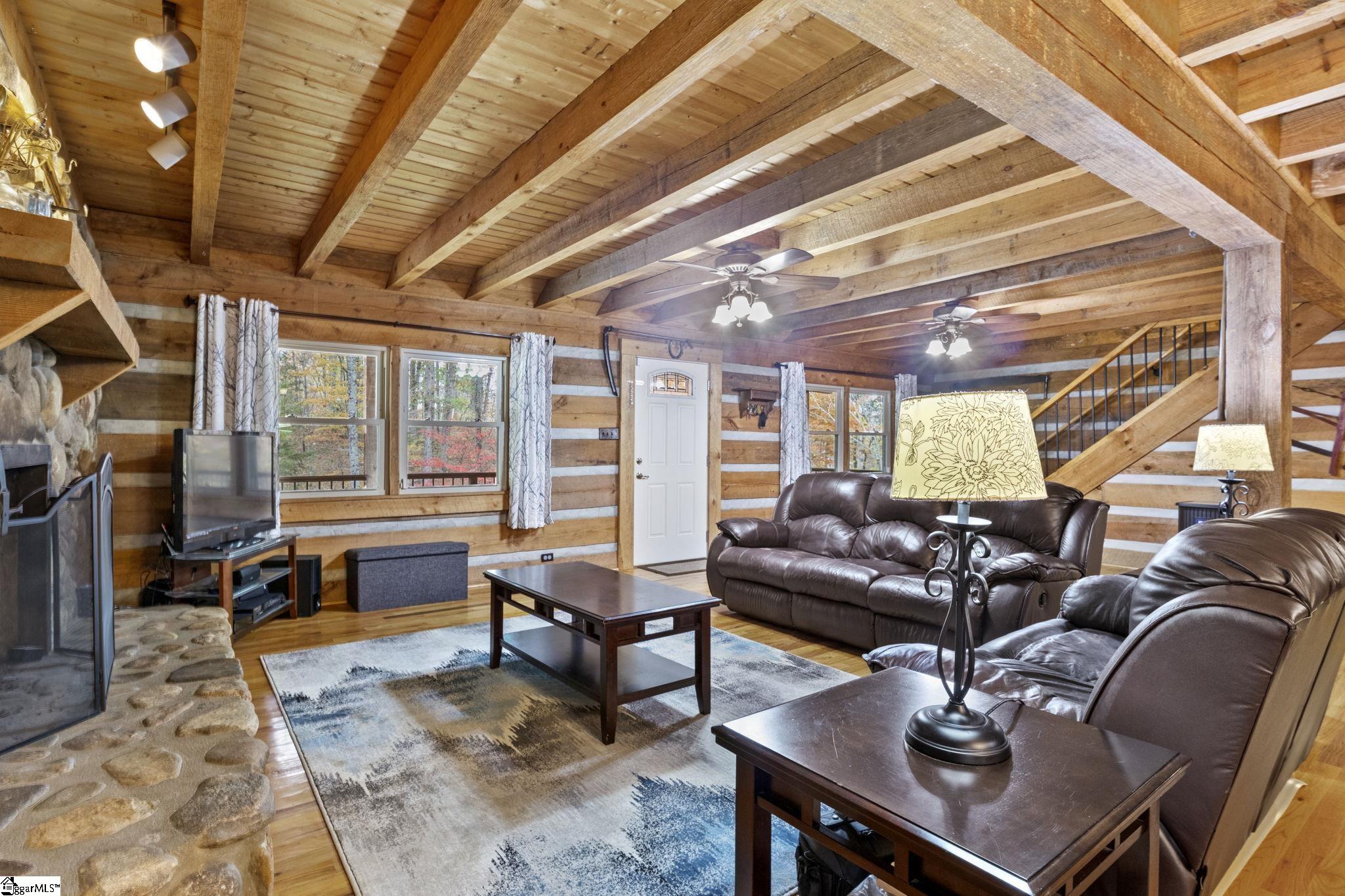 364 Gibson Road Easley, SC 29640 - Photo 3 of 36 Gallery Image 3