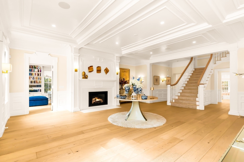 31 Boyles Street Beverly, MA 01915 - Photo 4 of 42