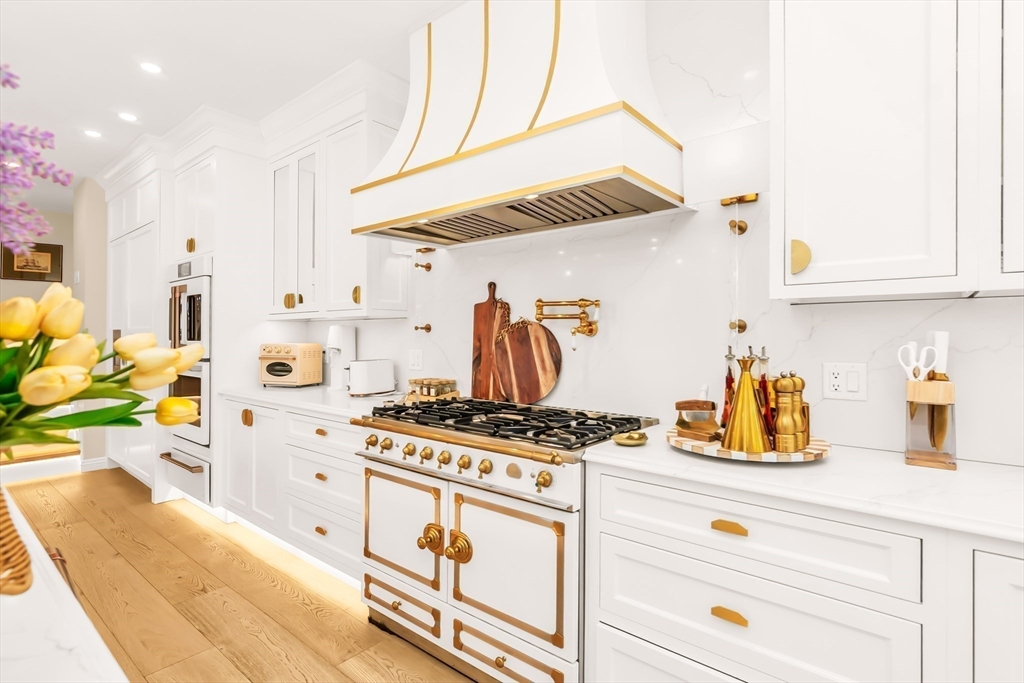 31 Boyles Street Beverly, MA 01915 - Photo 10 of 42