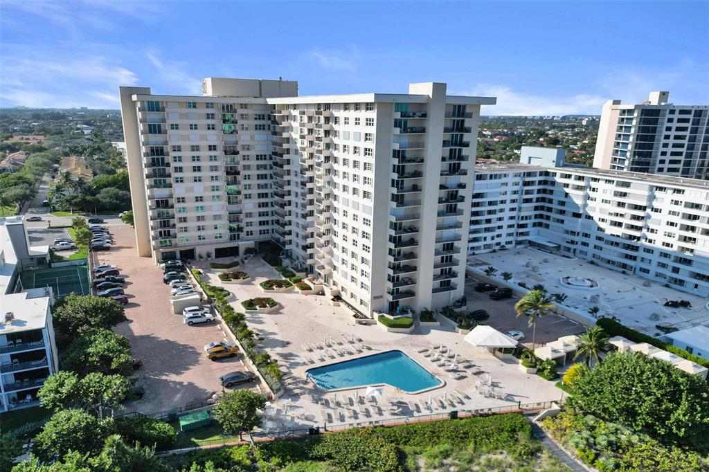 1900 South Ocean Boulevard, Unit 2F Lauderdale-by-the-Sea, FL 33062 - Photo 4 of 34 a view of a city with tall buildings