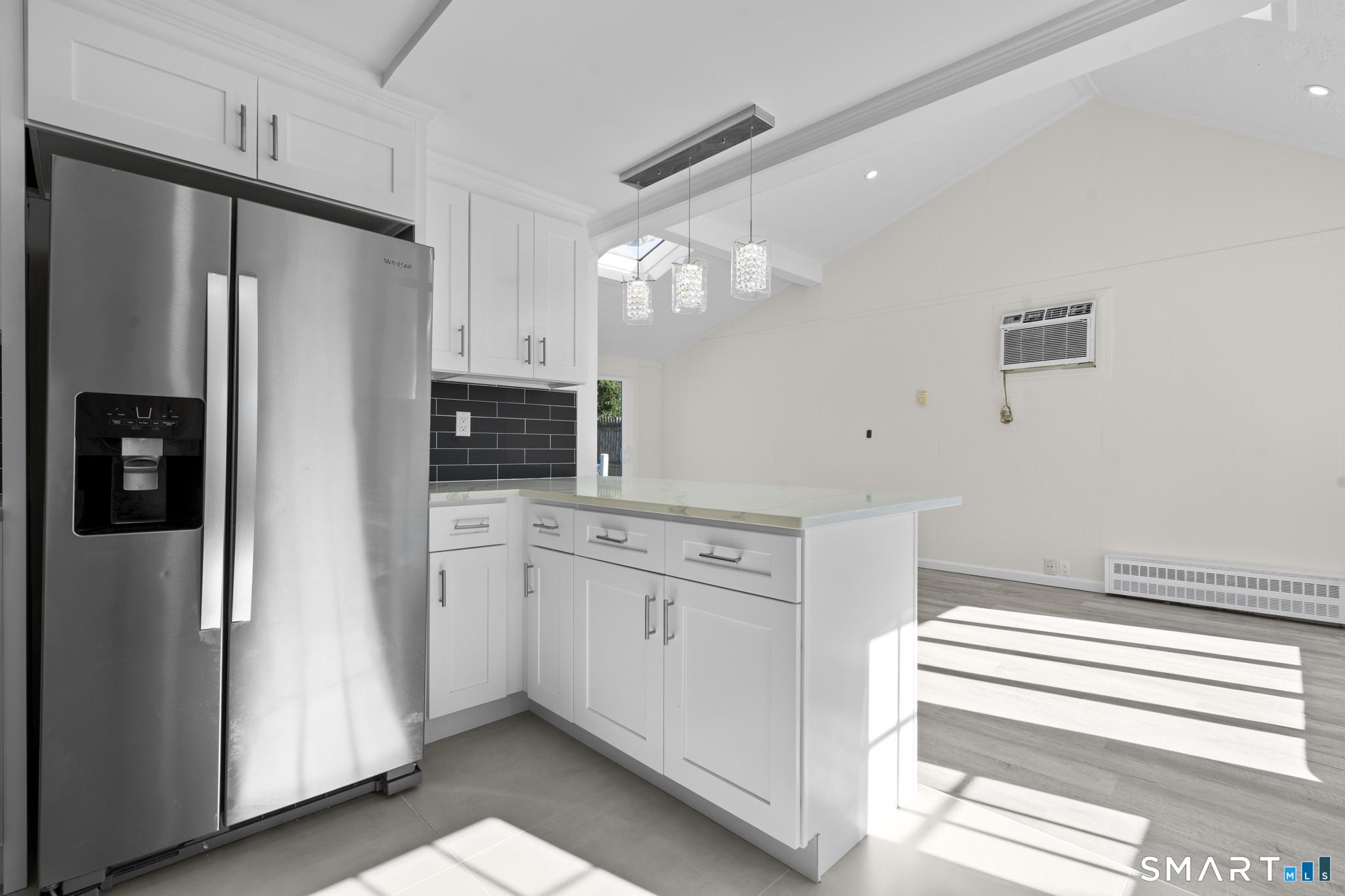 3 Marion Street Bristol, CT 06010 - Photo 5 of 21