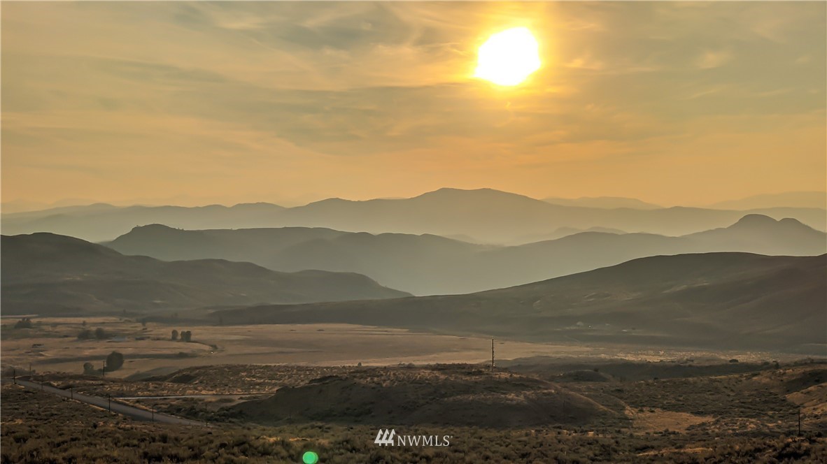 4 Spring Road Tonasket, WA 98855 - Photo 19 of 40 a view of mountain with lake view