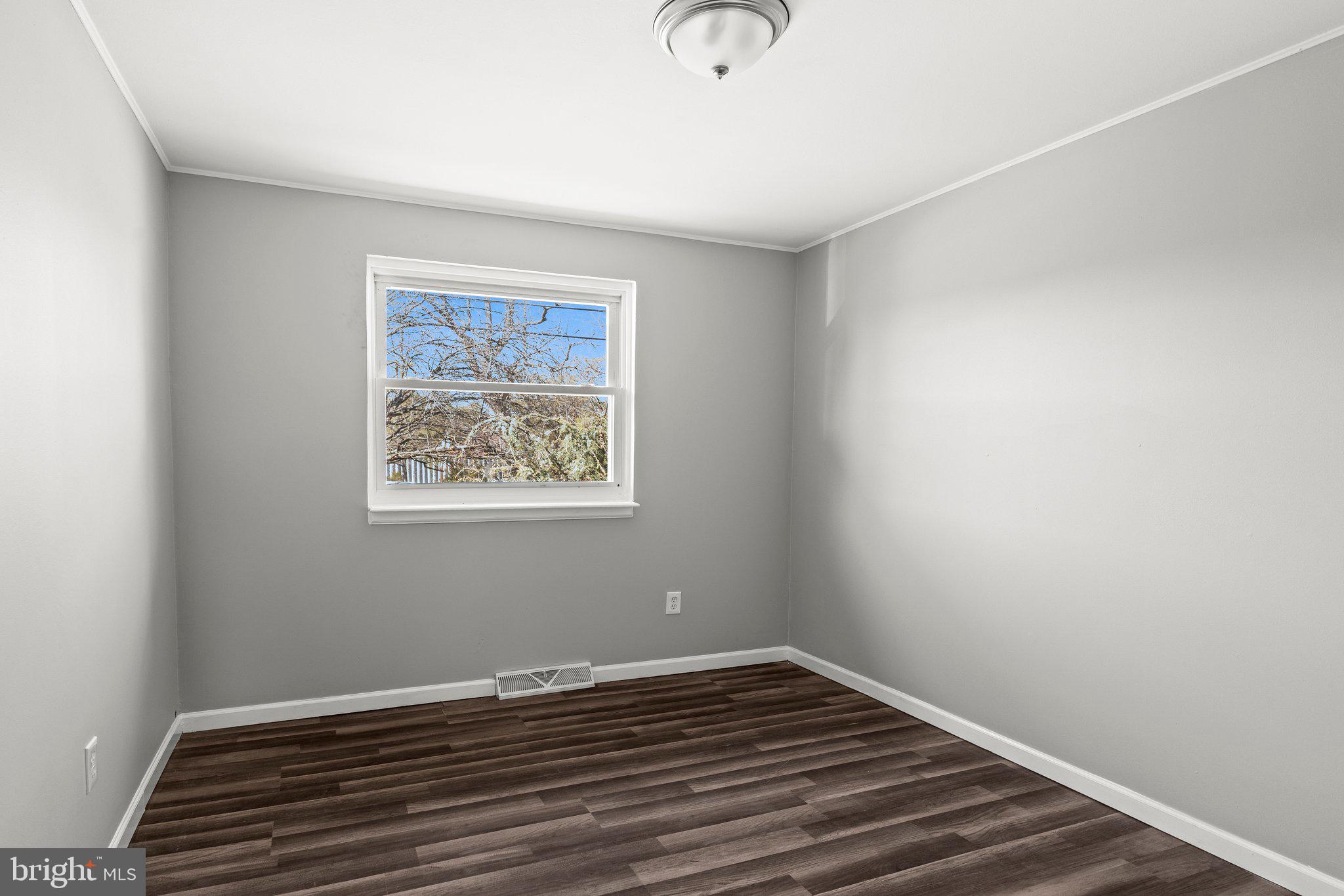 376 Lower Landing Road Blackwood, NJ 08012 - Photo 18 of 30 Gallery Image 18