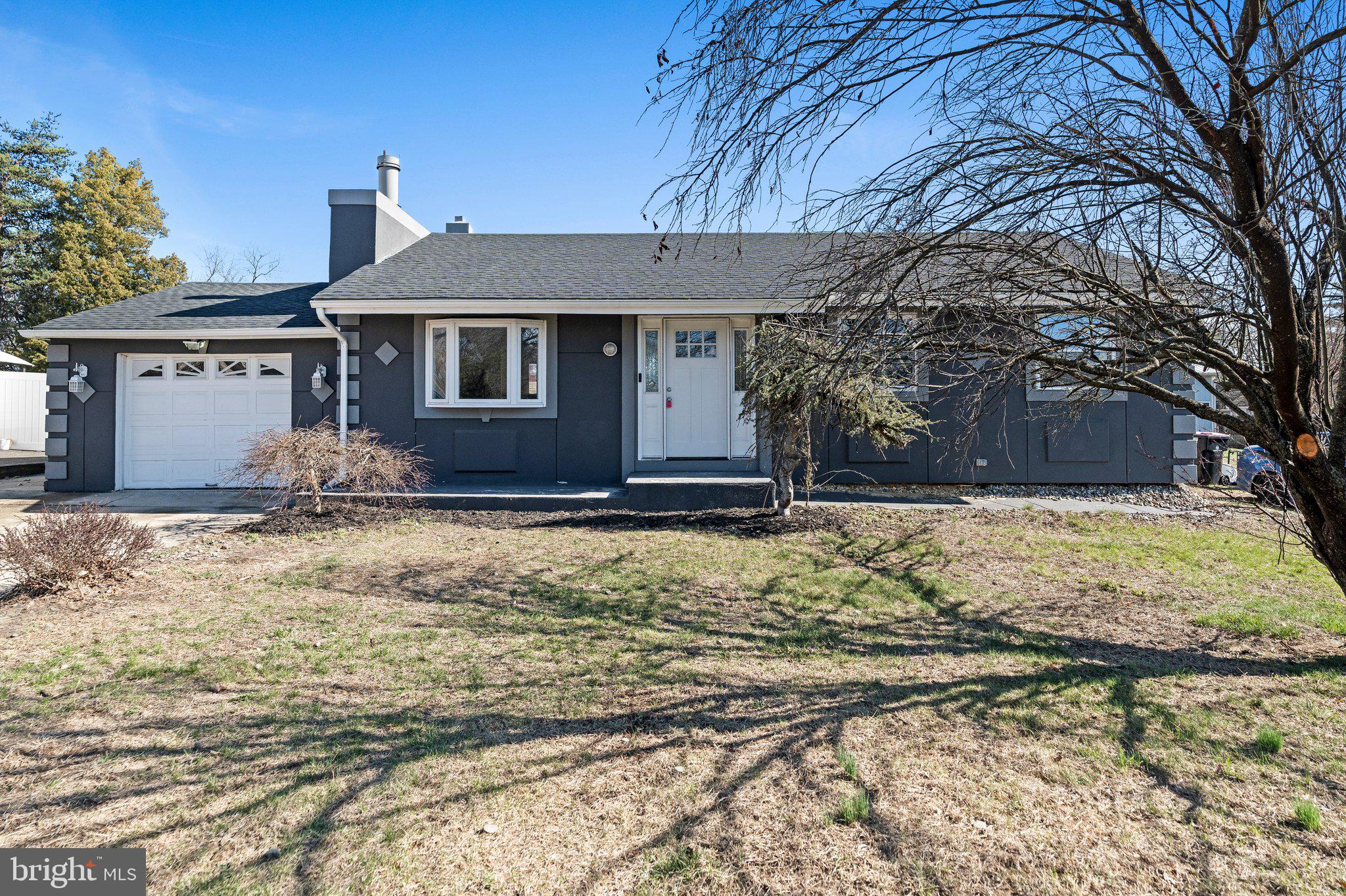 376 Lower Landing Road Blackwood, NJ 08012 - Photo 3 of 30 Gallery Image 3