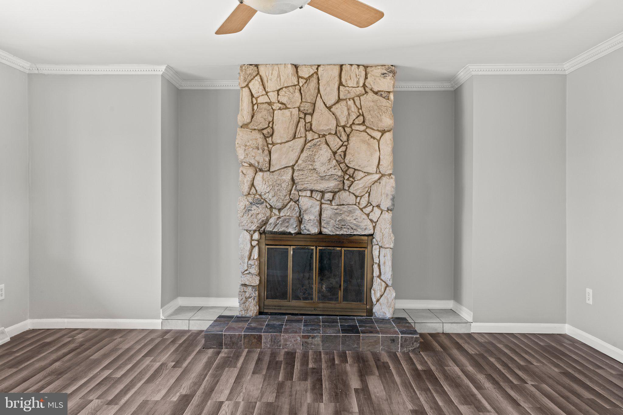 376 Lower Landing Road Blackwood, NJ 08012 - Photo 6 of 30 Gallery Image 6