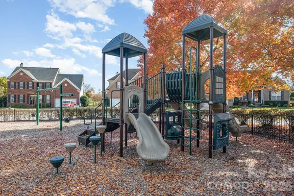 $560,000 | 1930 Copperplate Road, Charlotte, NC 28262