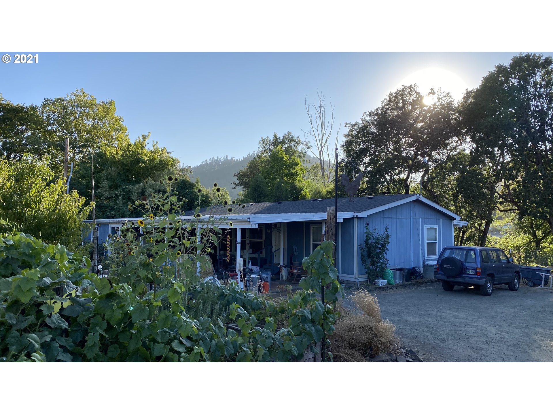 804 Tipton Road Roseburg, OR 97471 - Photo 1 of 32 Gallery Image 1