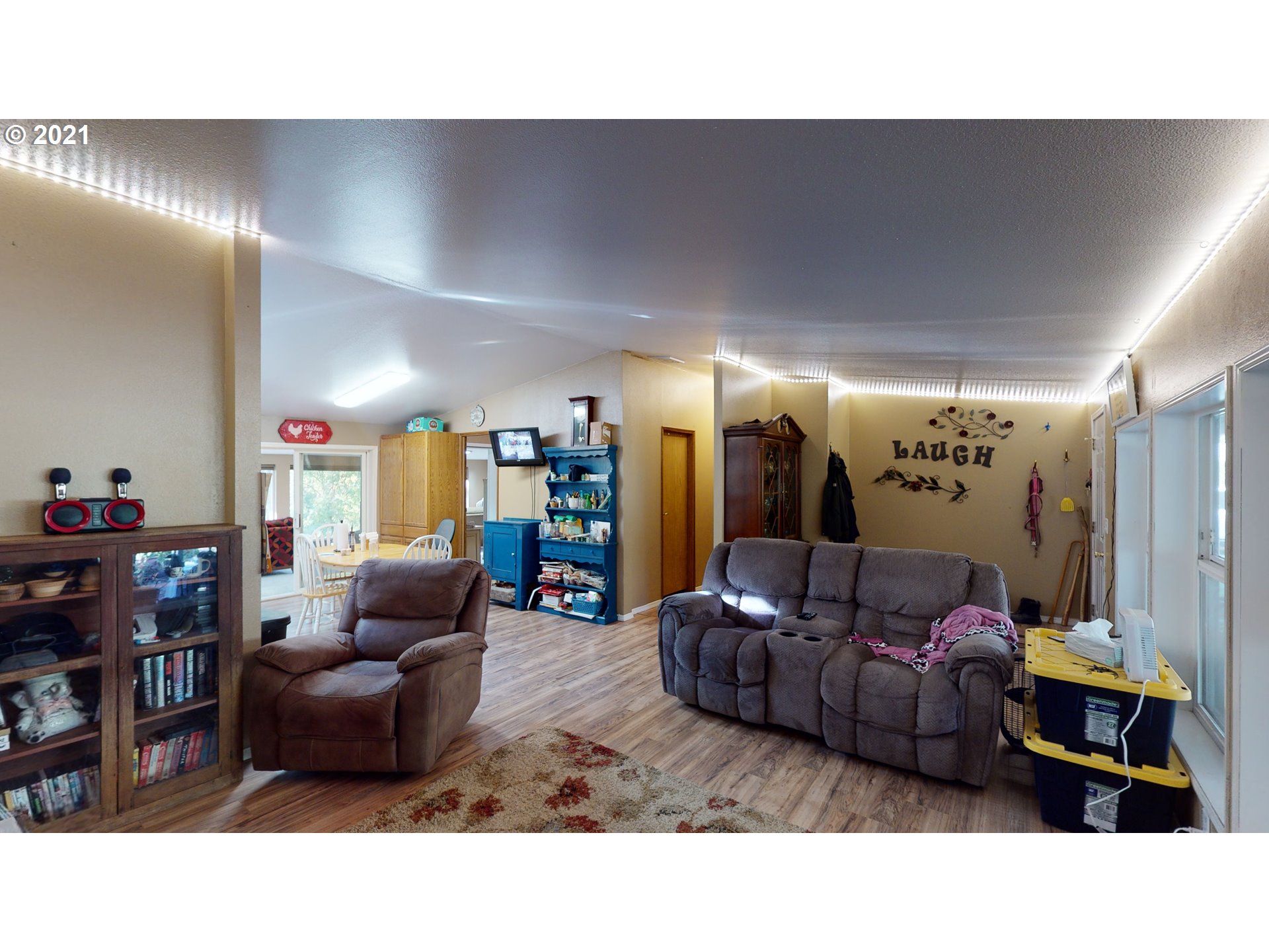 804 Tipton Road Roseburg, OR 97471 - Photo 2 of 32 Gallery Image 2