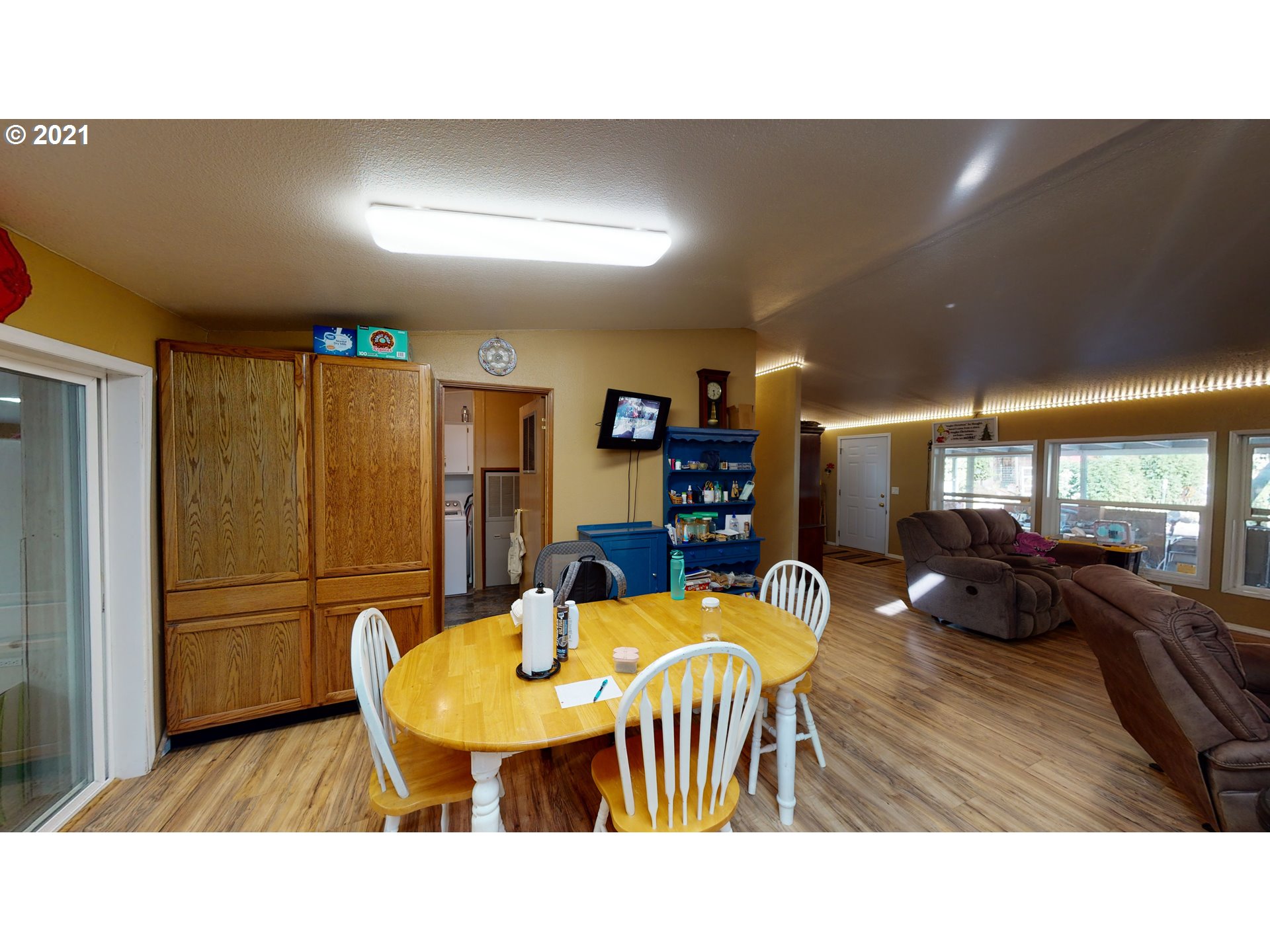 804 Tipton Road Roseburg, OR 97471 - Photo 6 of 32 Gallery Image 6