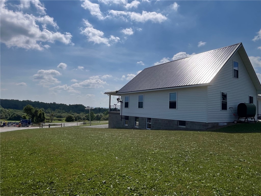 7690 Banks Road Gainesville, NY 14066 - Photo 15 of 48