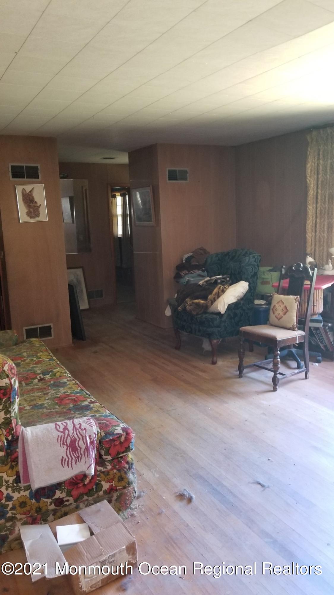 127 Church Road Howell, NJ 07731 - Photo 12 of 20 20210624_112143_resized