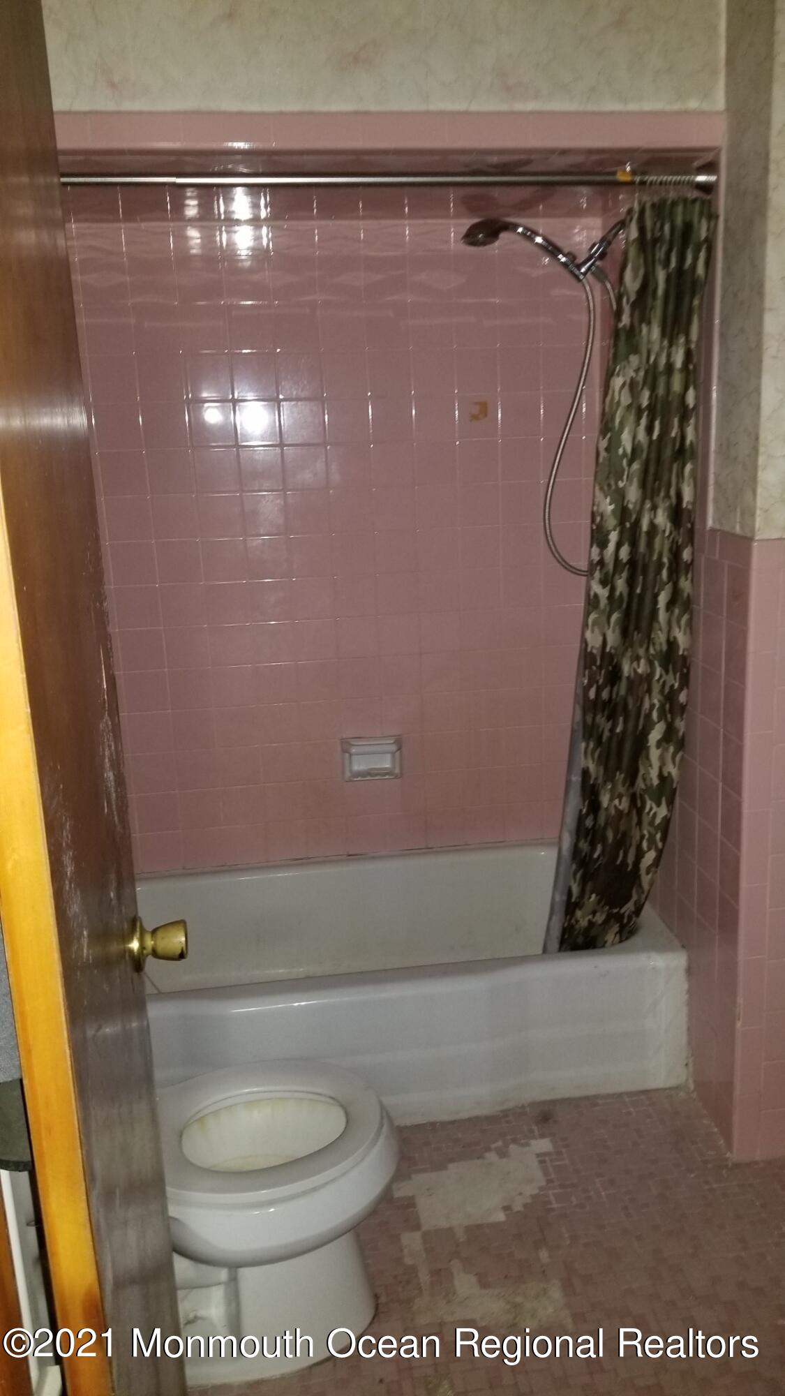 127 Church Road Howell, NJ 07731 - Photo 17 of 20 20210624_112044_resized (1)