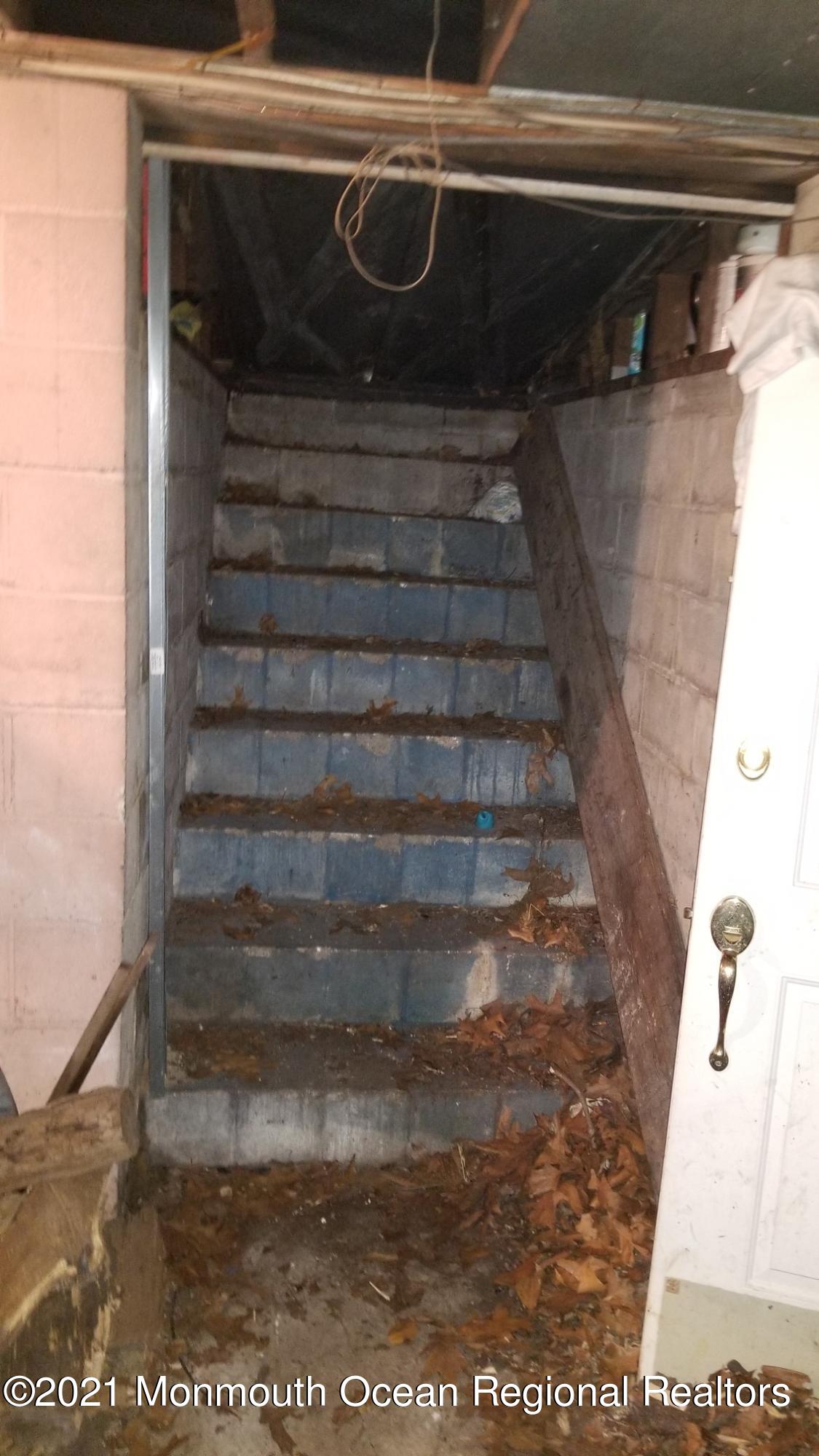 127 Church Road Howell, NJ 07731 - Photo 4 of 20 20210624_112416_resized