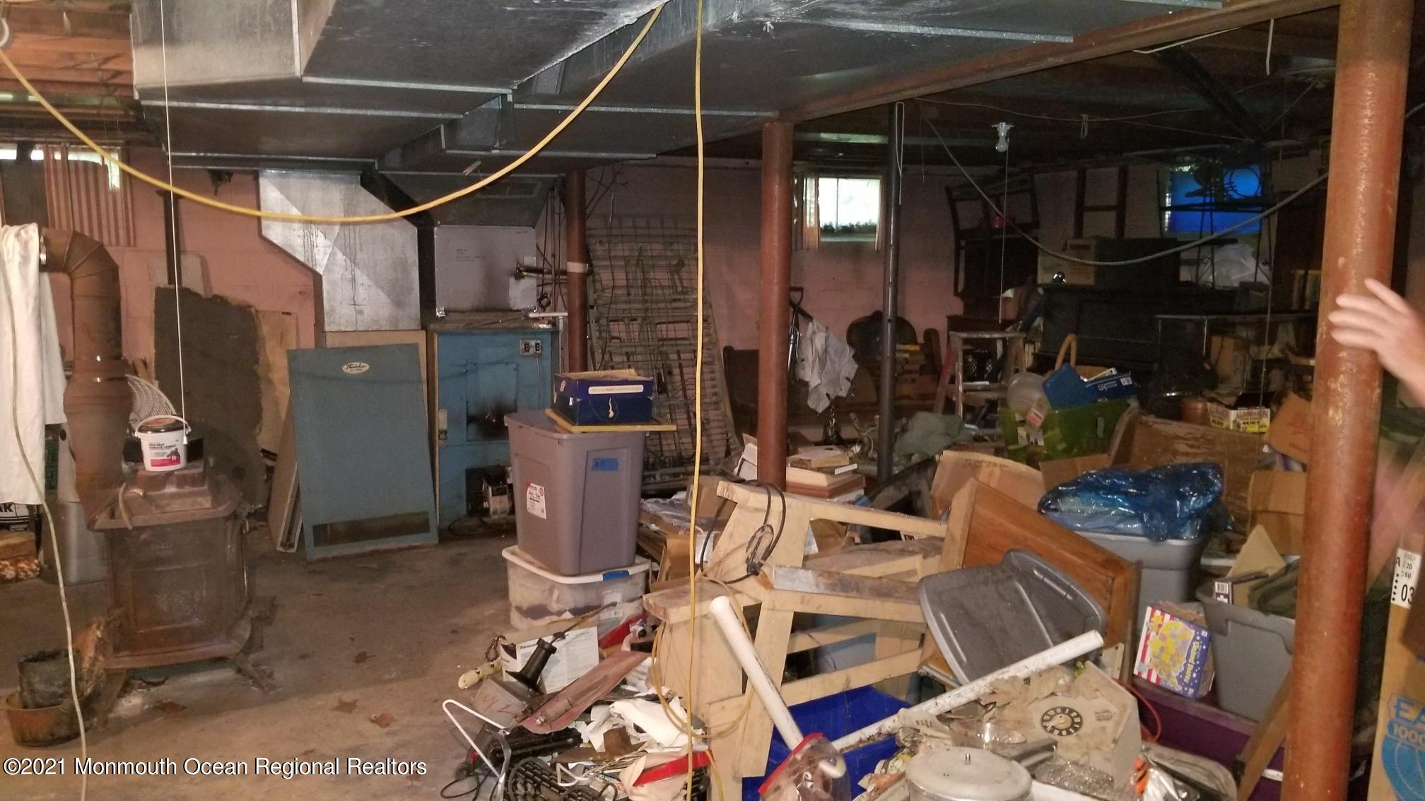 127 Church Road Howell, NJ 07731 - Photo 5 of 20 20210624_112529_resized