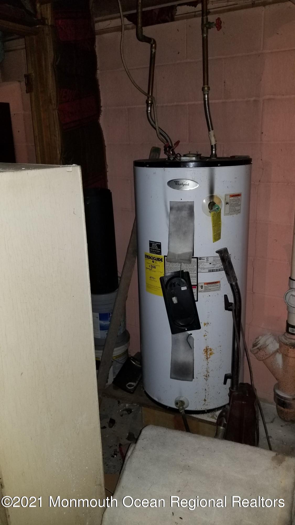 127 Church Road Howell, NJ 07731 - Photo 7 of 20 20210624_112654_resized