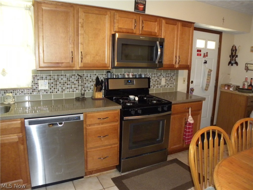 6078 Pearl Road Parma Heights, OH 44130 - Photo 10 of 20