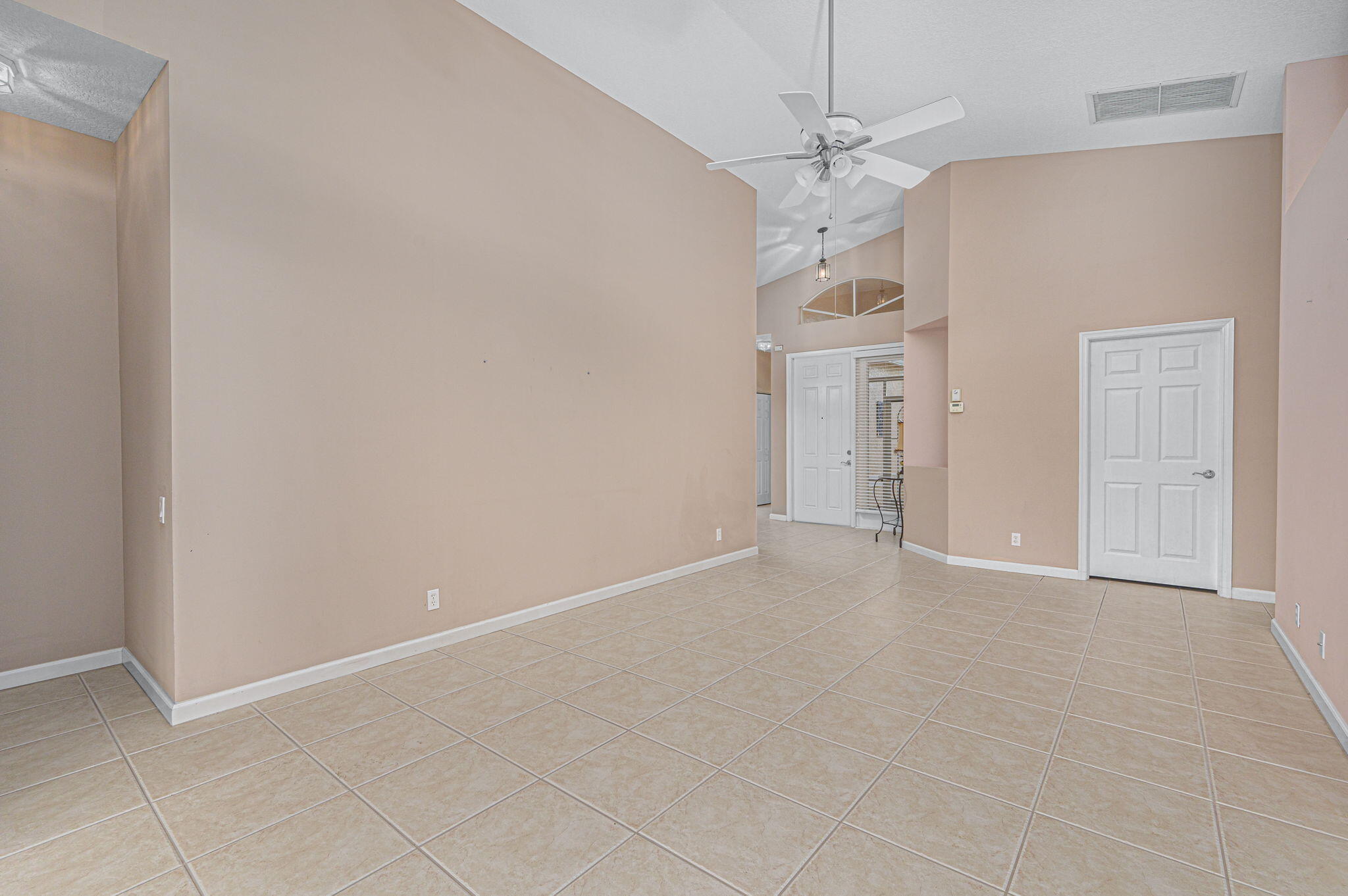395 Springview Loop Port St. Lucie, FL 34986 - Photo 4 of 55 Great Room