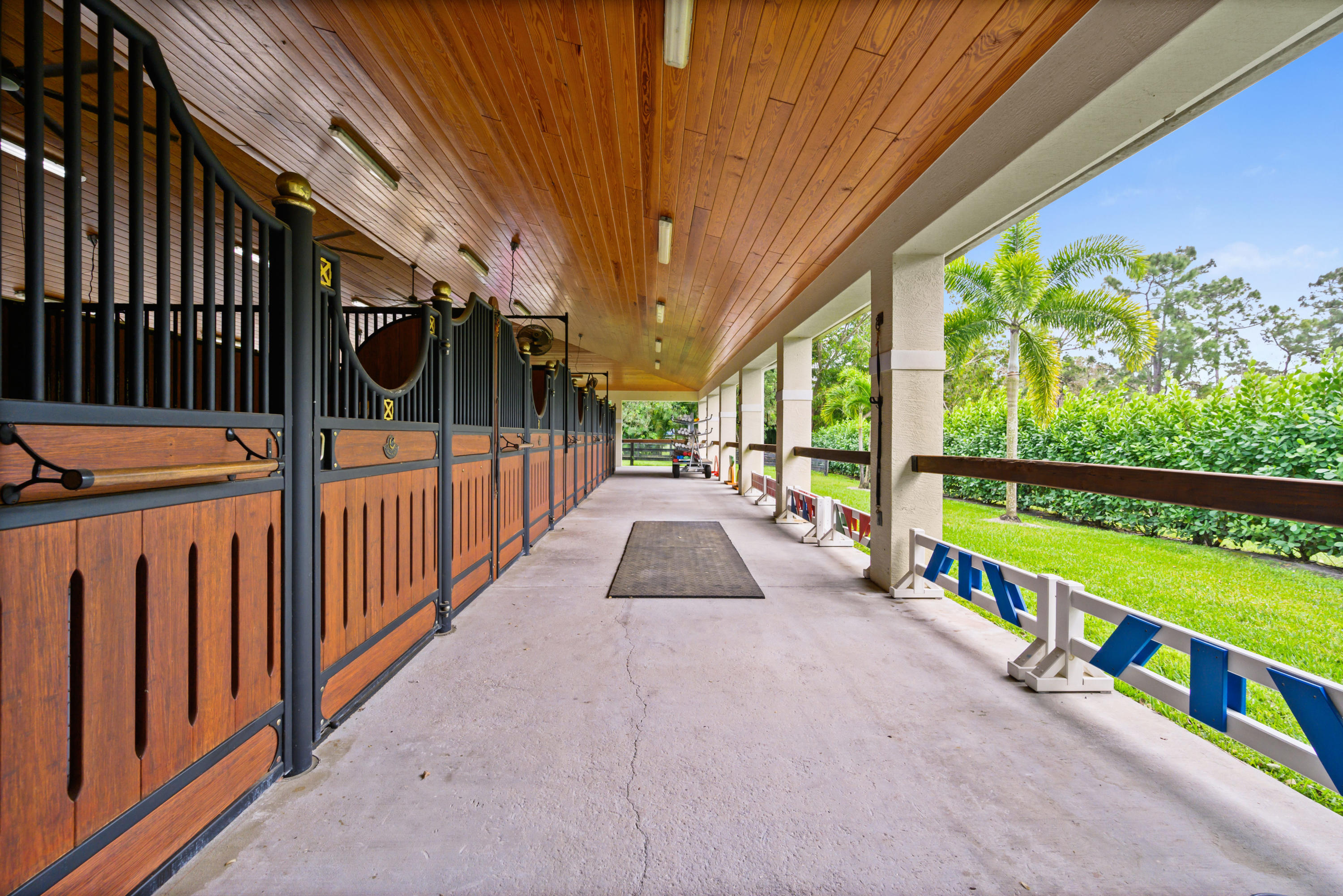 14552 Halter Road Wellington, FL 33414 - Photo 40 of 50 14552 Halter Rd Wellington FL-print-010-