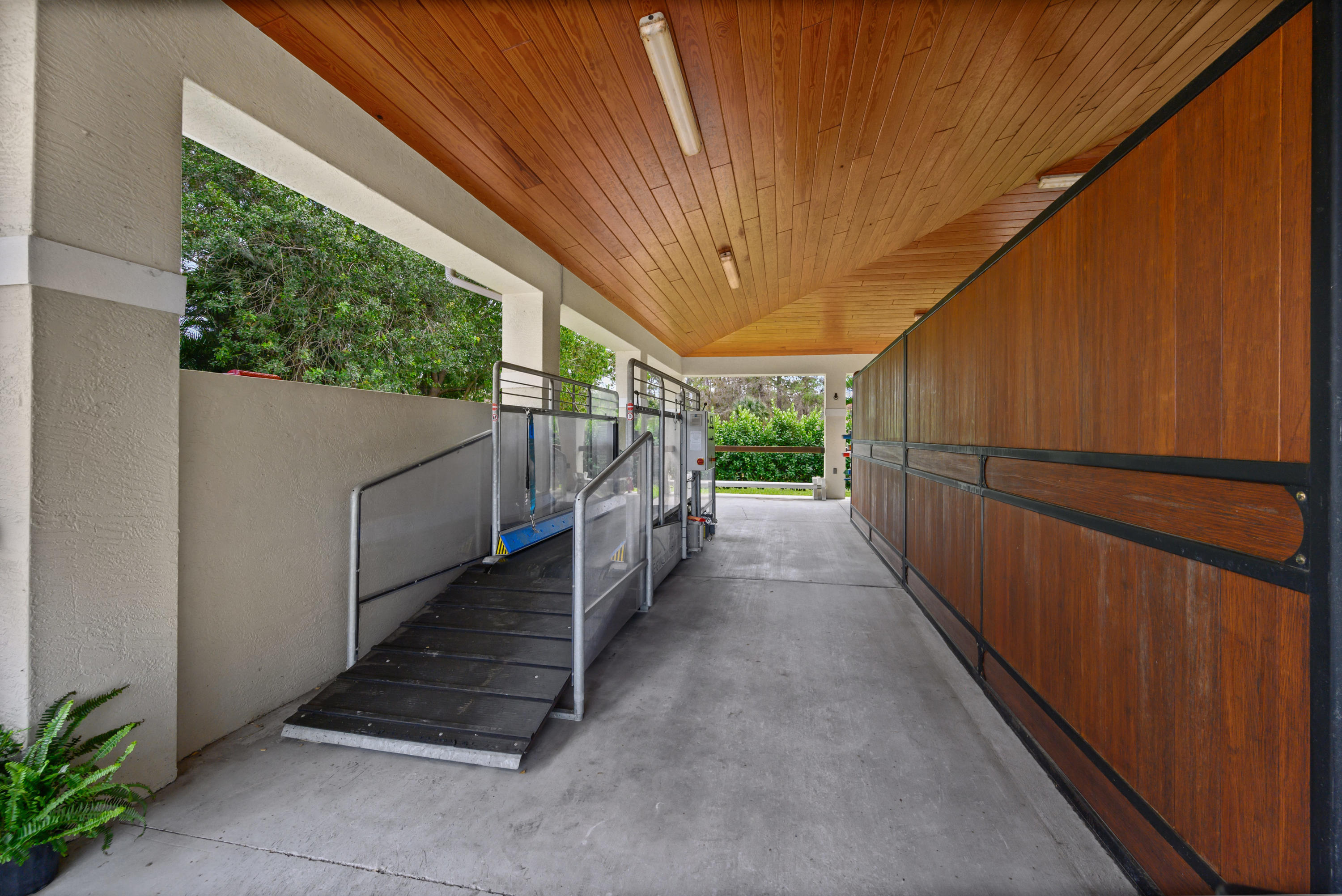 14552 Halter Road Wellington, FL 33414 - Photo 41 of 50 14552 Halter Rd Wellington FL-print-013-