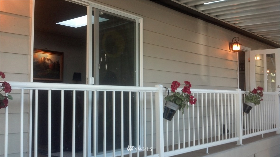 620 112th Street Southwest, Unit 188 Everett, WA 98208 - Photo 3 of 22