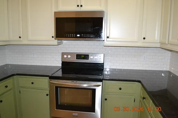$189,000 | 4200 Bridgecrest Drive, Unit A2, Phenix City, AL 36867
