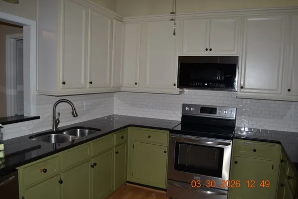 $189,000 | 4200 Bridgecrest Drive, Unit A2, Phenix City, AL 36867