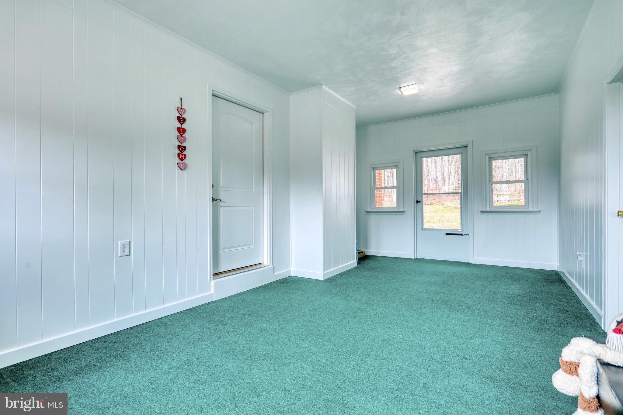 6187 Hoff Road Spring Grove, PA 17362 - Photo 22 of 44 Gallery Image 22