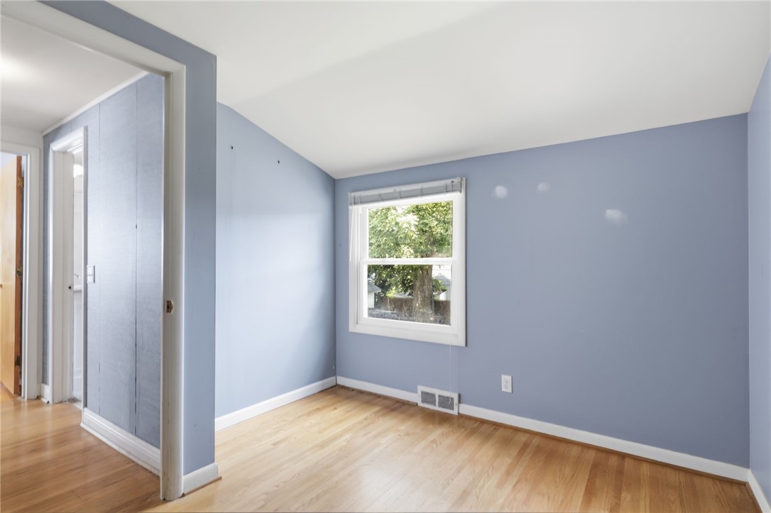 193 Rogene Street Greece, NY 14616 - Photo 15 of 28