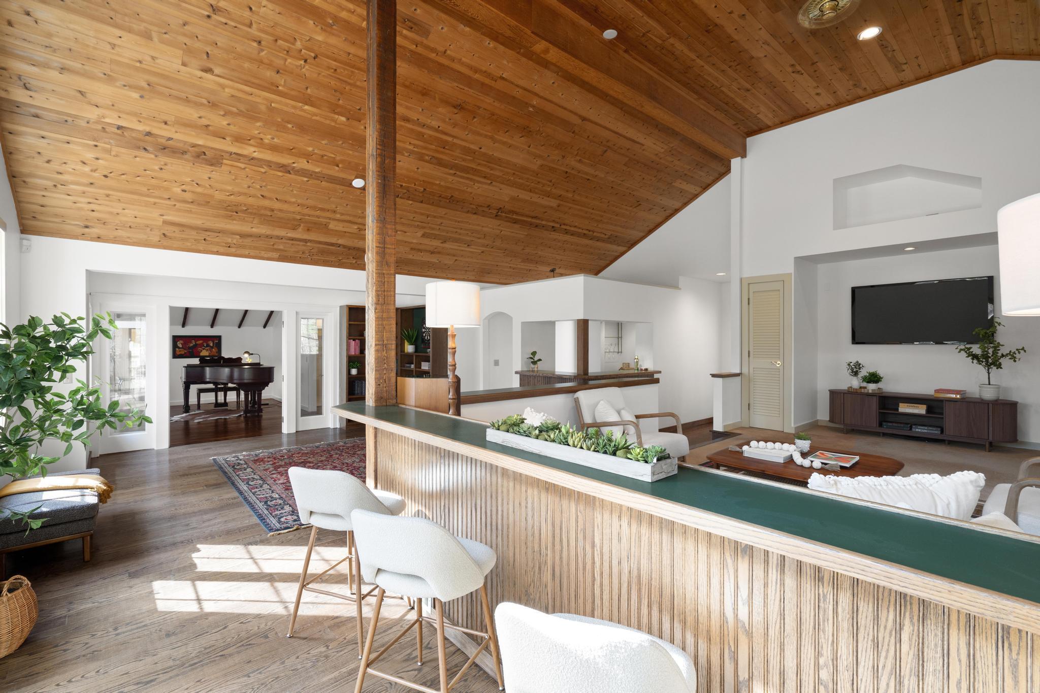 381 West Mountain Road Ridgefield, CT 06877 - Photo 17 of 35 a outdoor space with furniture