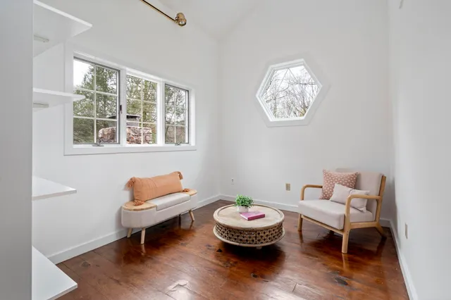 $1,374,000 | 381 West Mountain Road, Ridgefield, CT 06877