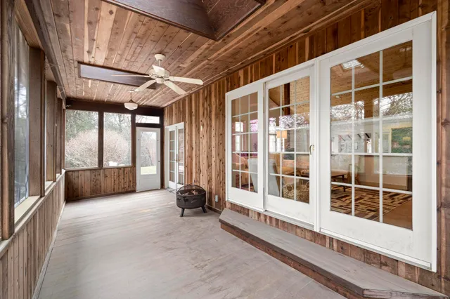 $1,374,000 | 381 West Mountain Road, Ridgefield, CT 06877