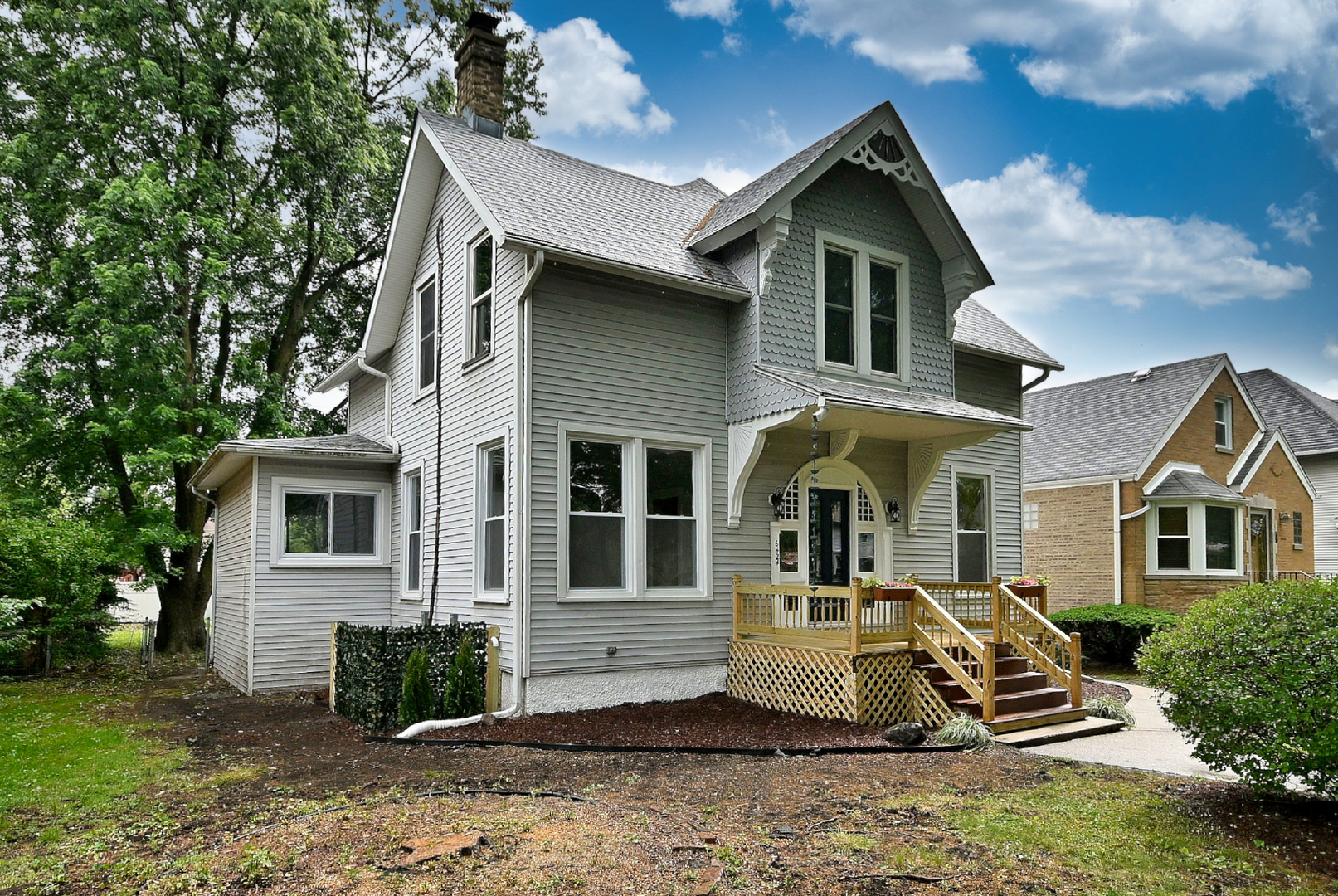 6424 Sinclair Avenue Berwyn, IL 60402 - Photo 2 of 56