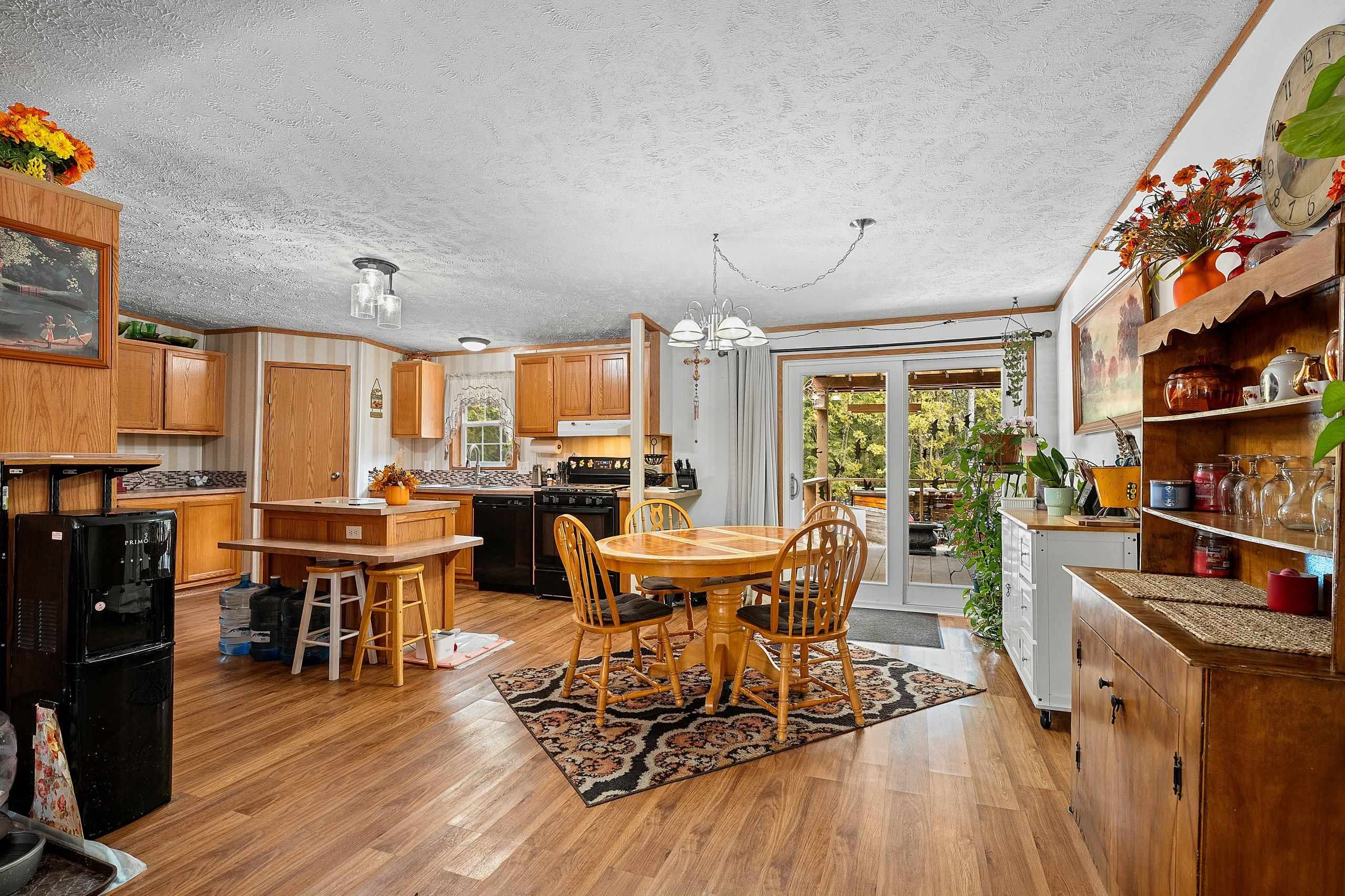 W5948 Evergreen Road Menominee, MI 49858 - Photo 6 of 70