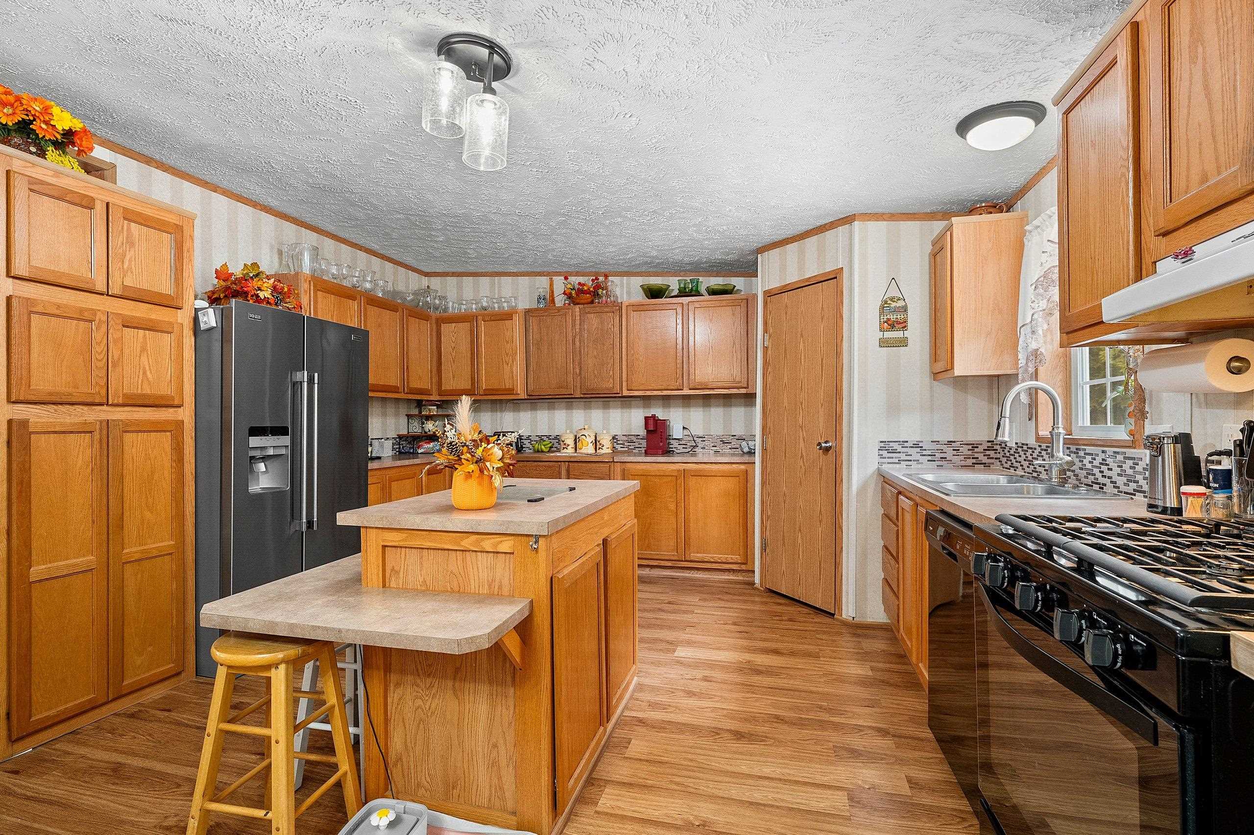 W5948 Evergreen Road Menominee, MI 49858 - Photo 9 of 70