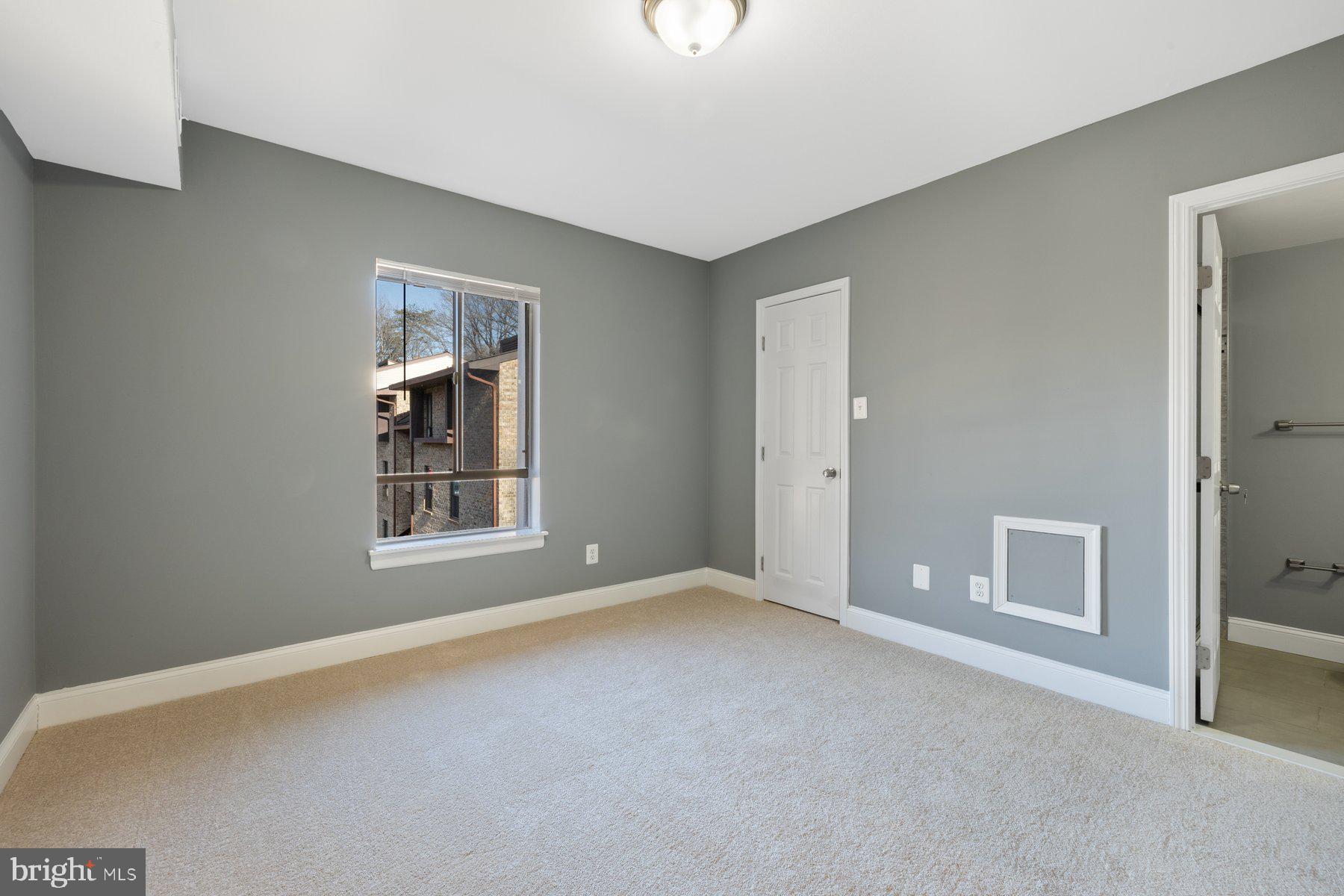 11613 Stoneview Square, Unit 21C Reston, VA 20191 - Photo 18 of 32